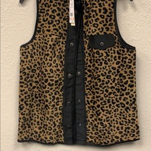 C & C vest size small